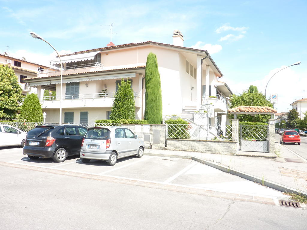 Dimora Rinaldi Apartman Empoli Szoba fotó